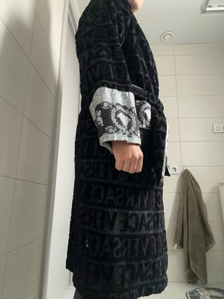 Túnica Versace Negra y Plateada