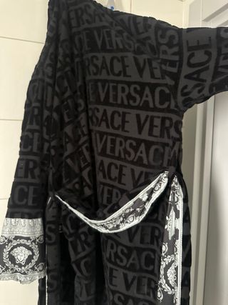 Túnica Versace Negra y Plateada