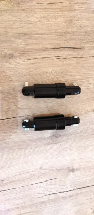 Accesorios para patinete eléctrico o bicicleta.