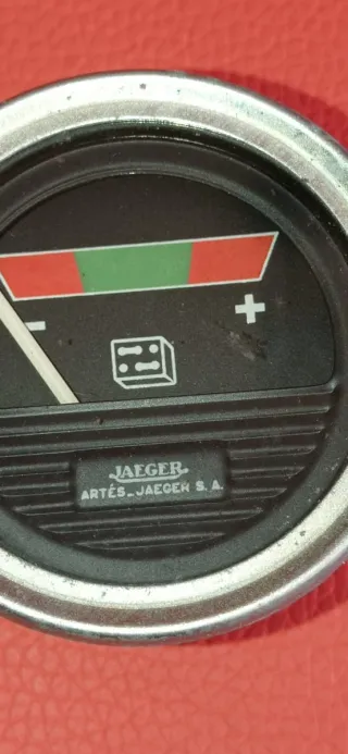 Reloj Batería Jaeger de coches clásicos.