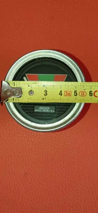 Reloj Batería Jaeger de coches clásicos.