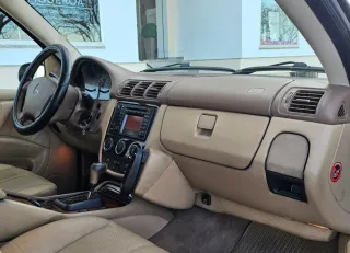 Mercedes-Benz Clase M 2005