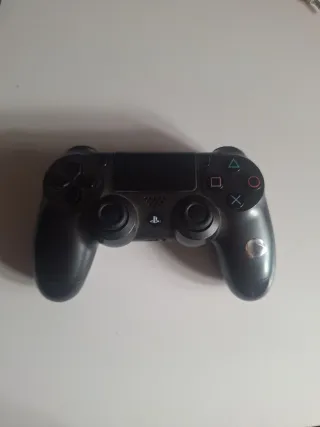 Mando PS4 (PlayStation 4) Negro original.