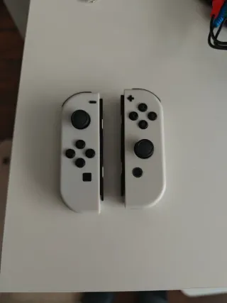 Joy-Con Blancos
