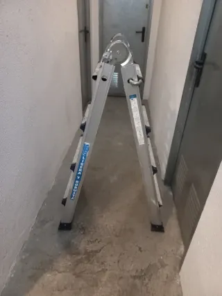 Escalera telescópica aluminio