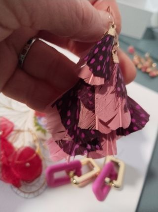 Lote pendientes ,anillo y colgante.