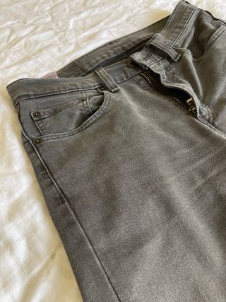 Pantalón Levi's Hi Ball Gris Talla 32