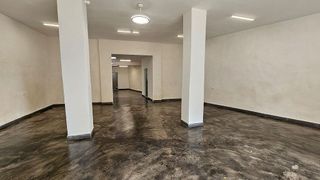 Local comercial en alquiler en Zona Calle Valencia en Torrent