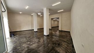 Local comercial en alquiler en Zona Calle Valencia en Torrent