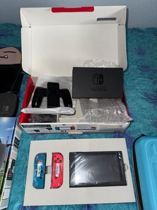 Nintendo Switch Azul/Rojo + Accesorios