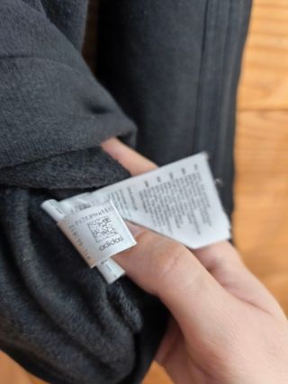 Sudadera Adidas Color Negro y Blanco Talla S.