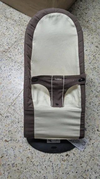 Hamaca BabyBjörn Beige y Marrón