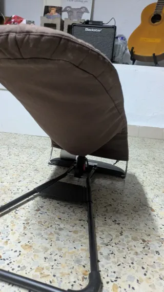 Hamaca BabyBjörn Beige y Marrón