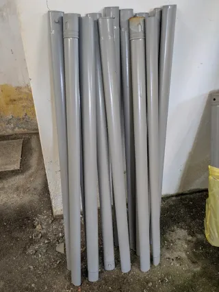 Tubos metálicos piscina Bestway.