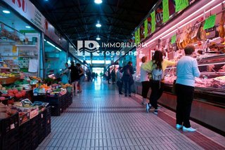 Local comercial en venta en Centre en Roses