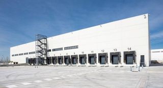 Nave industrial en alquiler en Los Olivos - Los Ángeles - Perales del río en Getafe