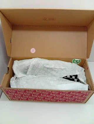 Zapatillas Vans Checkerboard Negras y Blancas 39