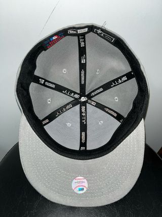 Gorra New Era Gris Talla 7 1/2