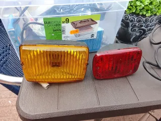2 Faros Amarillos y Rojos para Autocaravana
