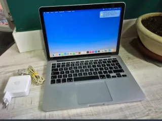 Portátil Apple MacBook Pro Gris/Plateado