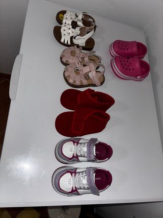 Lote Ropa Niña: Zapatos y Sandalias. Lee descripc.
