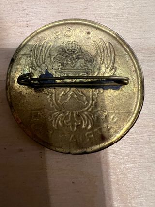 Insignia Dios, Patria, Rey