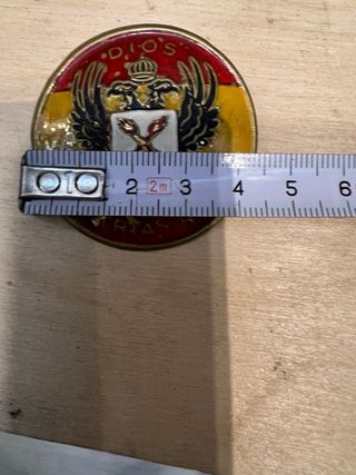 Insignia Dios, Patria, Rey