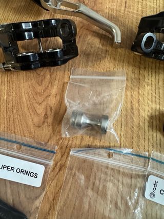 Frenos de disco Radic , Kaha 4 pistones