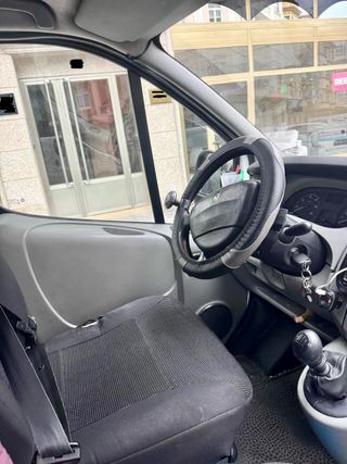 Furgoneta Renault Trafic 2006