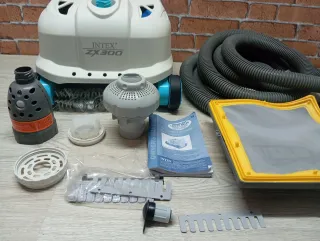 Limpiafondos piscina Intex ZX300