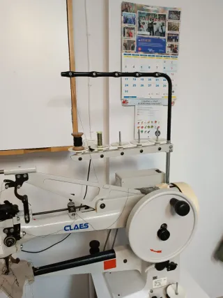 Máquina de coser profesional CLAES