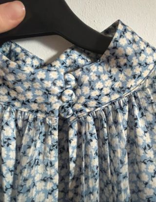 Camisa H&M floral manga larga