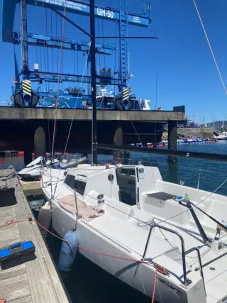 Nuevo velero Yatlant 7 Velero Impecable estado