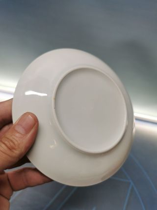 Antiguo plato decorativo , platito de 14,2 cm. de diametro