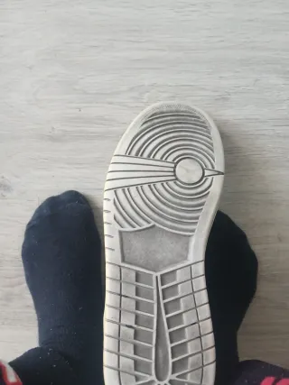 Nike Air Jordan 1 Beige/Negro