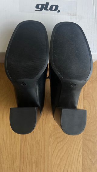 Zapatos tacón negros “glo.” Talla 37