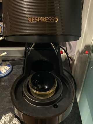 Cafetera Nespresso Vertuo Next + 70 Cápsulas