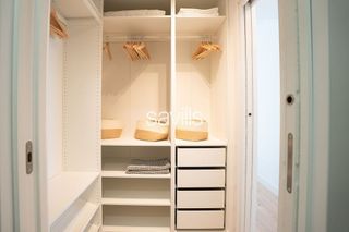 Piso en venta en La Goleta - San Felipe Neri en Málaga