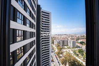 Piso en venta en La Goleta - San Felipe Neri en Málaga