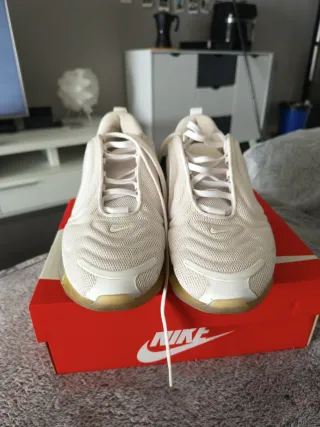 Nike Air Max 720 blancas Talla 40.5