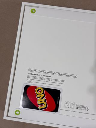 MacBook Pro 2025 14.2, chip M5, 1TB 24GB RAM