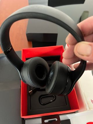 Beats Solo 3 Wireless como novos.