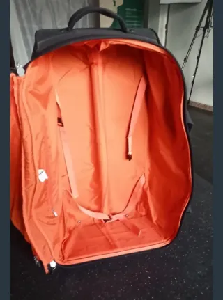 Mochila de viaje Nike negra