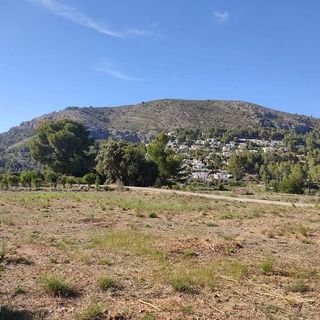 Solar en venta en Alcalalí