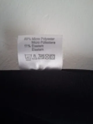 Maglietta canottiera Donna, misure chiedere chat