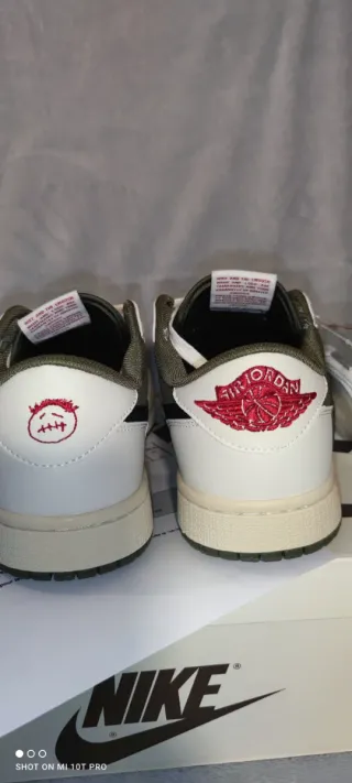 Jordan 1 Low x Travis Scott Olive