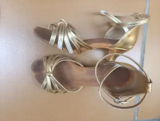 Zapatos de baile latinos dorados Talla 37