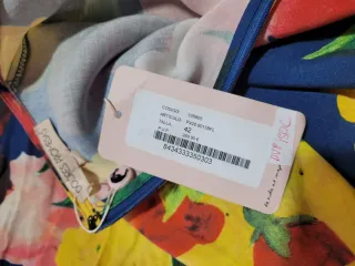 Vestido floral azul y multicolor