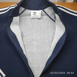 Tuta Adidas blu e bianca