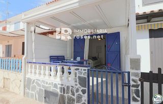 Casa adosada en venta en Empuriabrava en Castelló d´Empúries